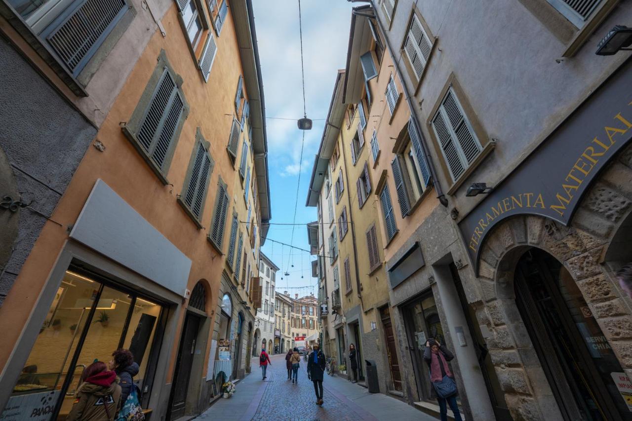 Apartment Sant'Alessandro 19 - Sostify Bergamo Bagian luar foto